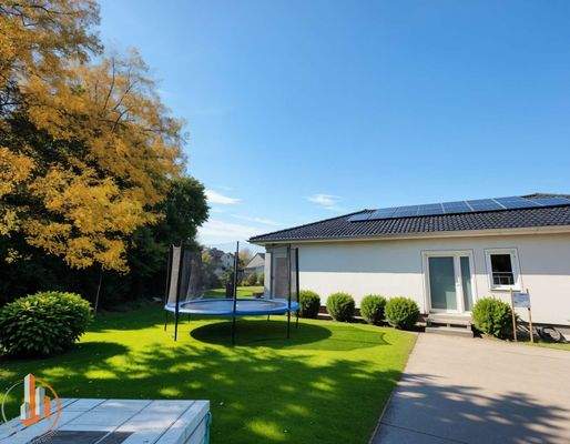 Außenansicht Eingang - KI generiert