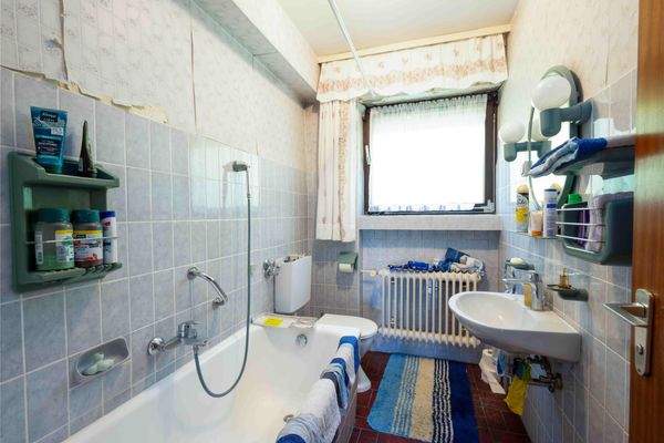 Badezimmer im Erdgeschoss