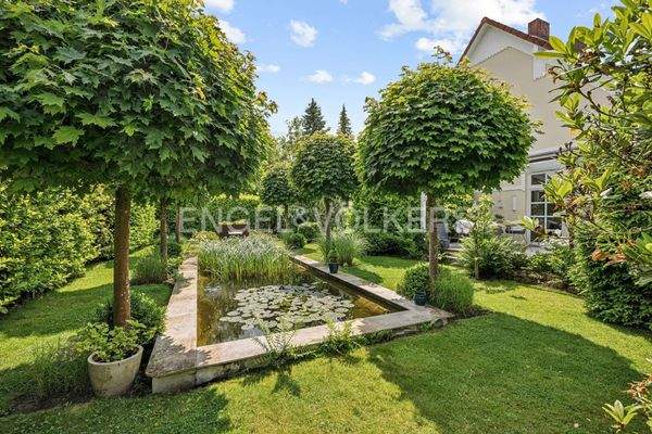 weitere Ansicht Gartenteich