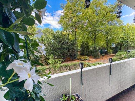 Loggia zum Hauseingang hin