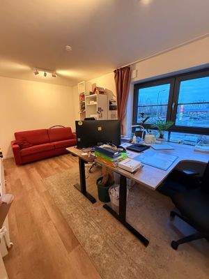 Büro/ Schlafzimmer