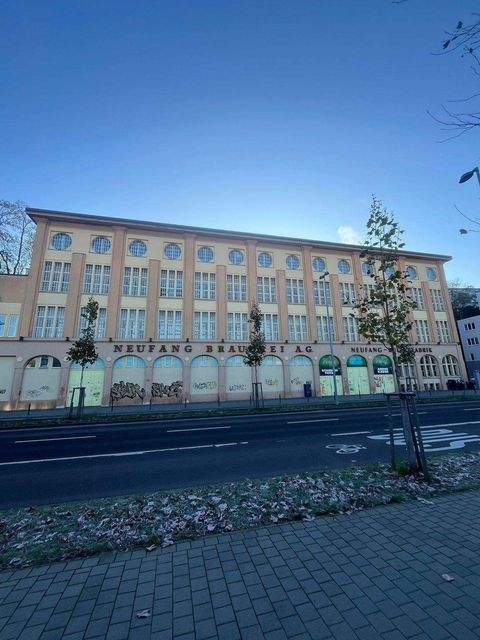 Saarbrücken Halle, Saarbrücken Hallenfläche