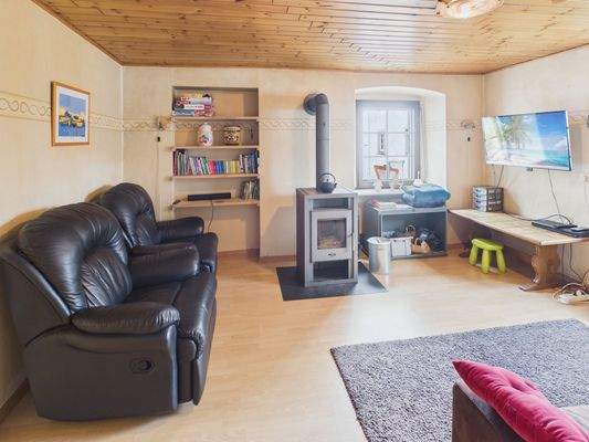 CAM01223G0-PR0194-STILL012