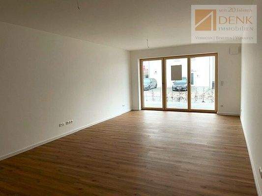 offen u. lichtdurchfluteter Wohnbereich