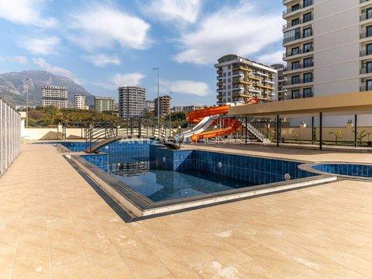 Centrally Located Offices with Modern Design in Alanya