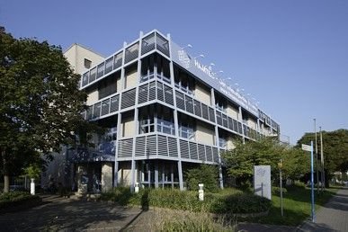 Haus1