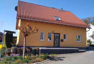 Designer Tür, Quarzkies Podest