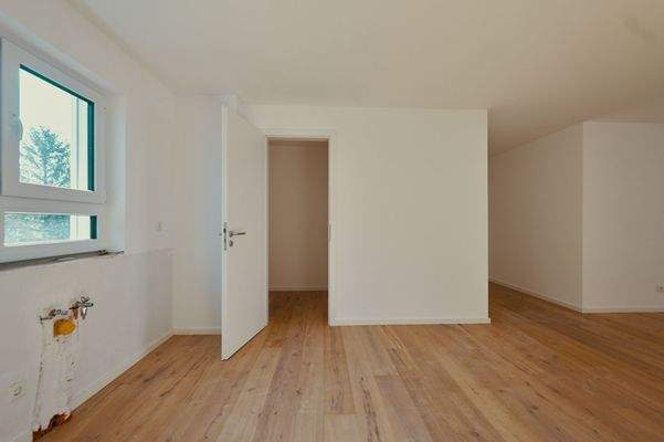 Küchenbereich mit Abstellraum