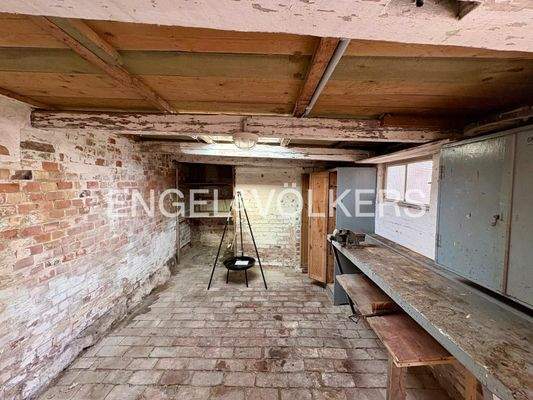 EV - Ideal als Werkstatt oder für Hobbys