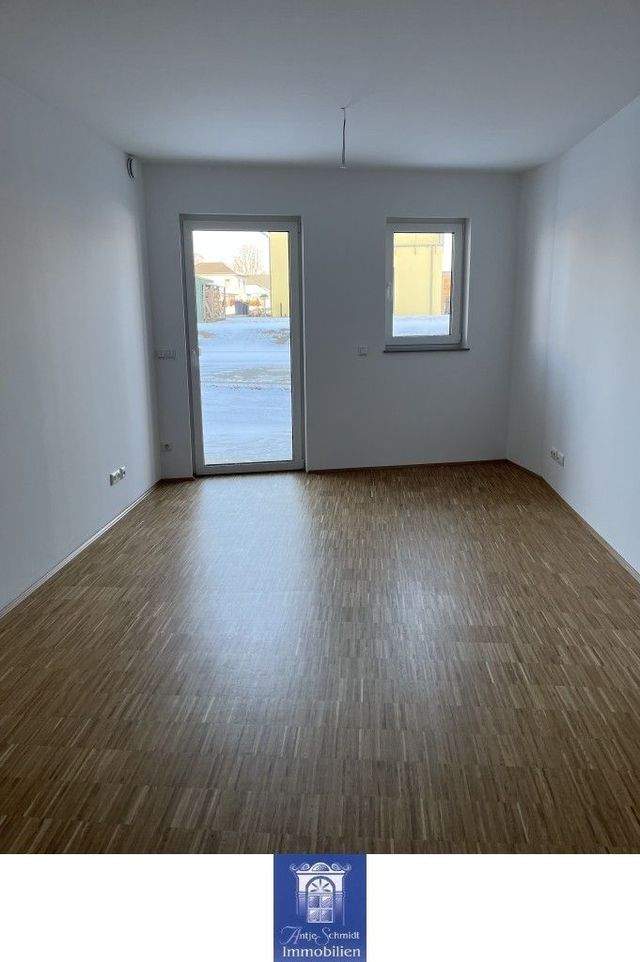 Erstbezug! Hochwertig ausgestatte Neubauwohnung mit Terrasse und Fußbodenheizung! - Foto 1
