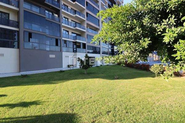 Apartment in Sunflower 3 Project 100 M from the Sea in Mersin