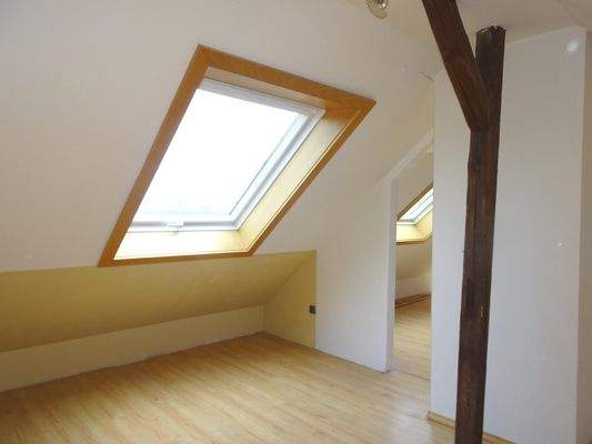 kleiner Raum im Spitzboden