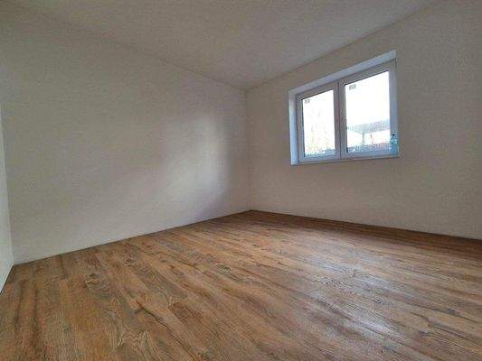 Kinder-/ Arbeitszimmer