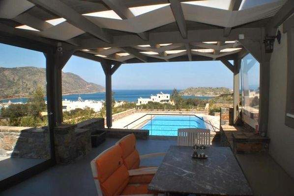 Kreta, Schisma Eloundas: Luxuriöse neue Villa mit Blick auf die Insel Spinalonga zu verkaufen