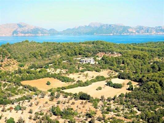 Amazing estate in Alcudia, Bonaire with sea view_08