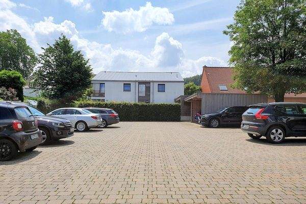 09 Parkplaetze im Innenhof