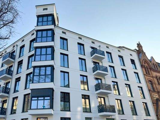 Neubau-Mehrfamilienhaus