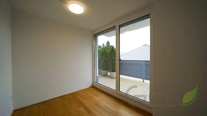 Zimmer 2 - Garderobe