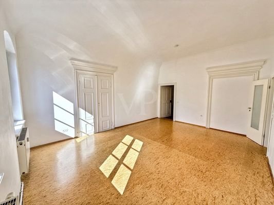 Zimmer WHG 106qm OG 
