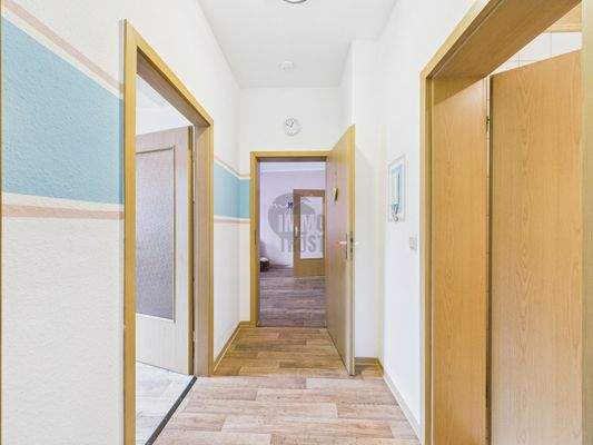 Wohnung_Vorderhaus_1.OG.R