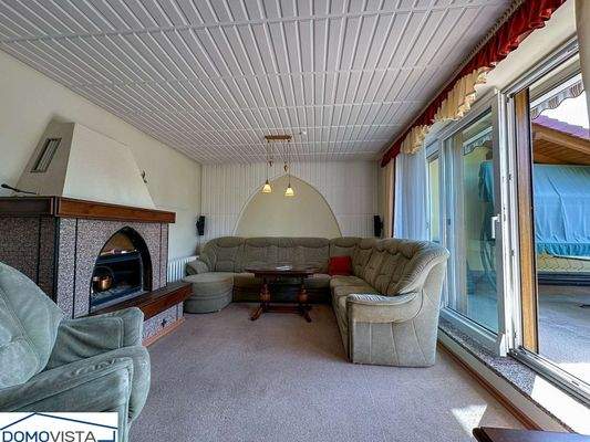 13. EG Sofabereich im Wohnzimmer