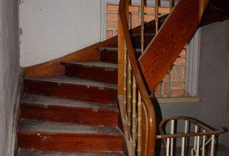 Holztreppe ins OG.JPG