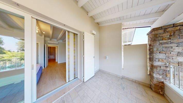 EB-035-367-Villino-in-residence-Padenghe-sul-Garda