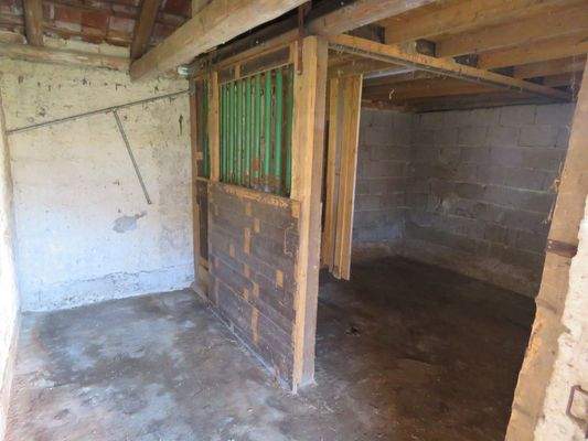 Pferdestall im Anbau 