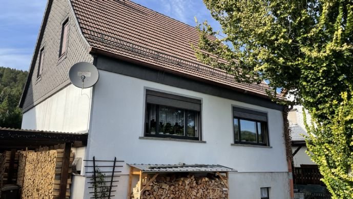 Gemütliches Einfamilienhaus mit Gartenhäuschen in Dosdorf