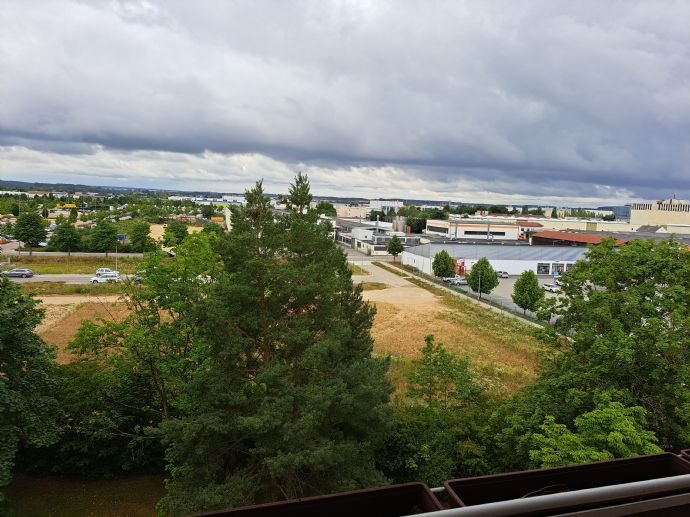 3,5 Zimmer - Ausblick - Fahrstuhl - intelligenter Grundriss - Garage