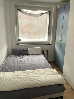 Schlafzimmer_(1).jpg