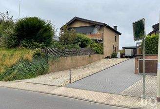 Hausansicht / Straße