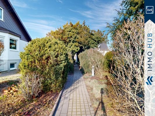 Beleuchtete Gartenwege