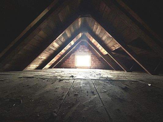 Hintergebäude Spitzboden