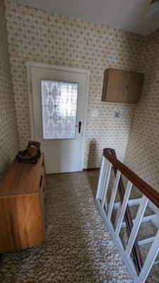 Flur zur Wohnung im OG