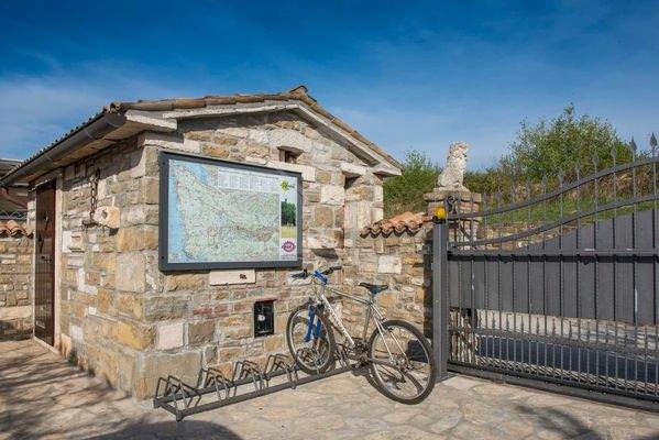 Der Innenhof bildet eine Oase der Ruhe