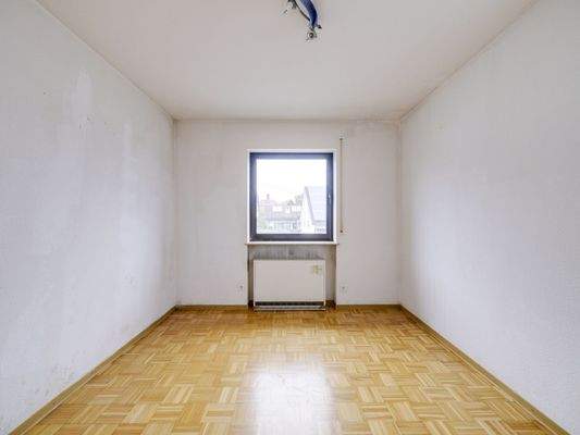 OG Kinder-/Arbeits-/Ankleidezimmer 