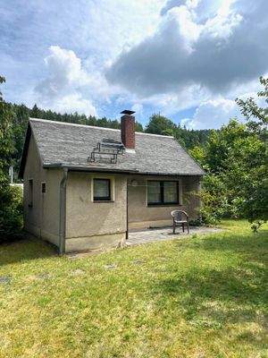 2. Gebäude unsaniert.jpg