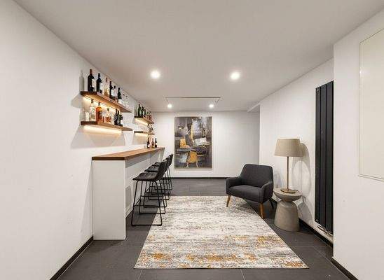 OG Eingangsbereich mit Einrichtungsbeispiel