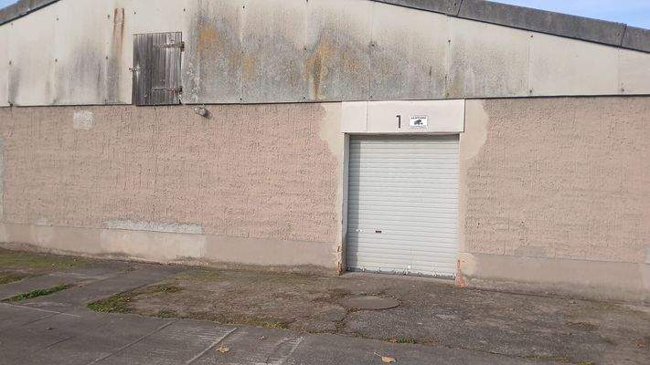 Toransicht Größe 1,8 x 2,3 m.jpg