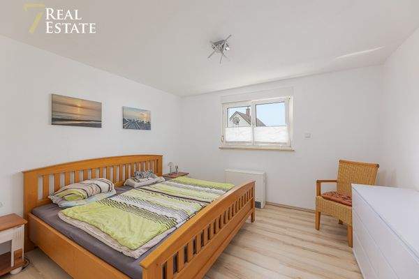 20250911_Kamil_Trojan_Design_Menzingen_Hebelstr._1