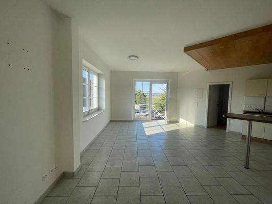 004020156800_302_348_130520251903412