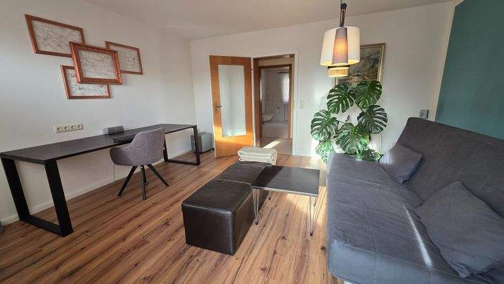 1. OG Zimmer 5 mit Erker