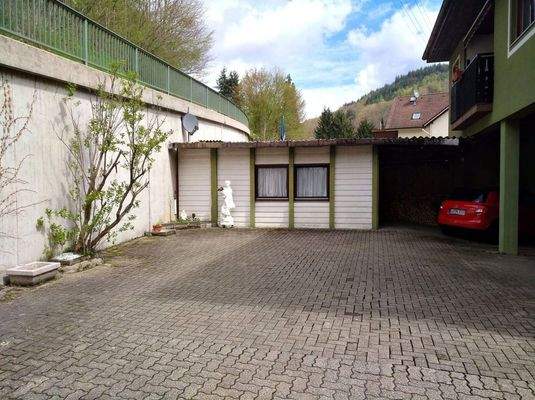 Ansicht Hof/ Garage
