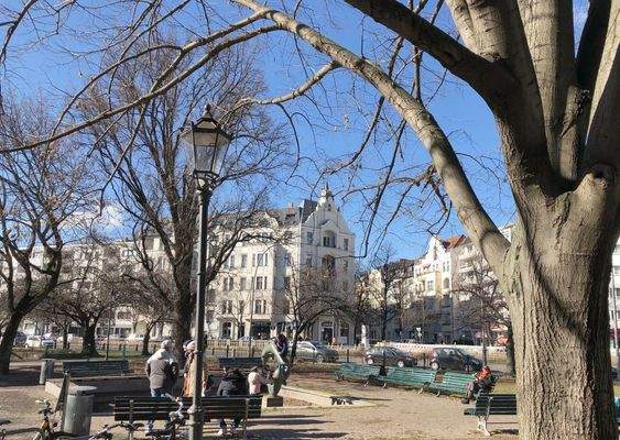 Umgebung Delphinbrunnen.jpg