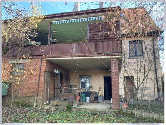 Blick aufs Vordergebäude