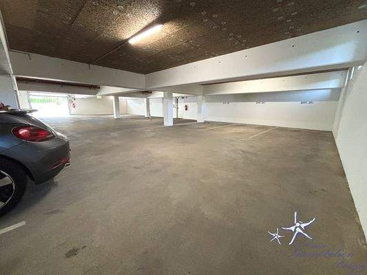 Tiefgaragenstellplatz
