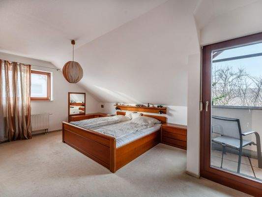 (Schlaf)-Zimmer mit Loggia-Zugang