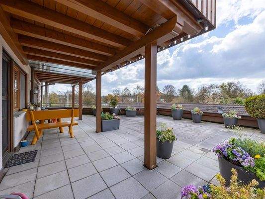 Terrasse Betreiberwohnung