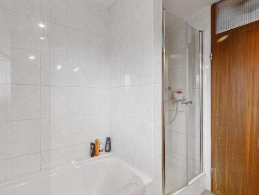 Badezimmer OG Ansicht II